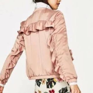 ZARA フリル付きショートブルゾン ジャケット アウター