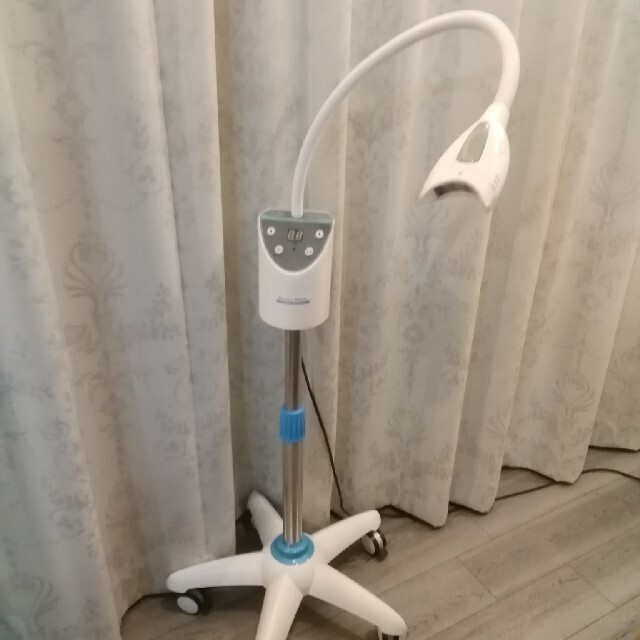 ホワイトニング照射機/機器/マシン/LED (中古 ホワイトニング照射機/機器/マシン/LED (中古