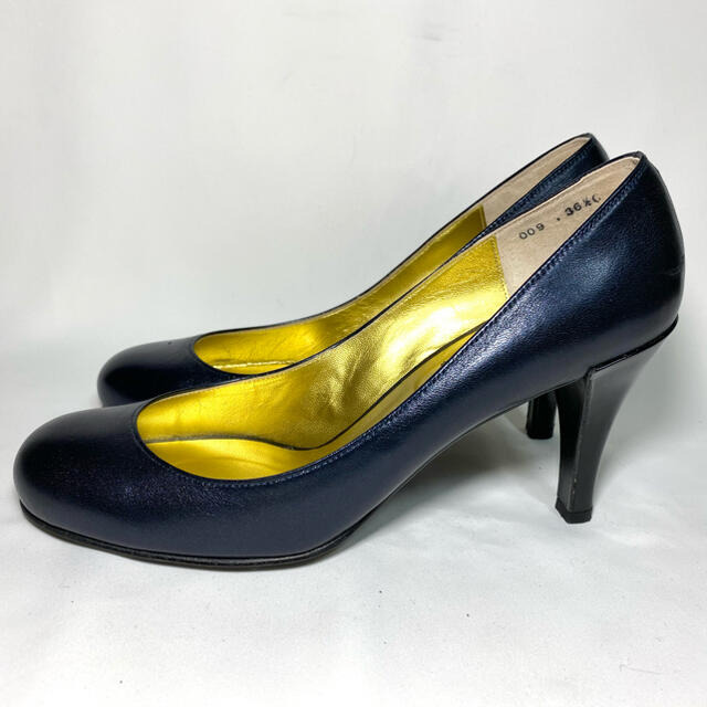 another アナザー　パンプス　濃紺　36.5  23cm レディースの靴/シューズ(ハイヒール/パンプス)の商品写真