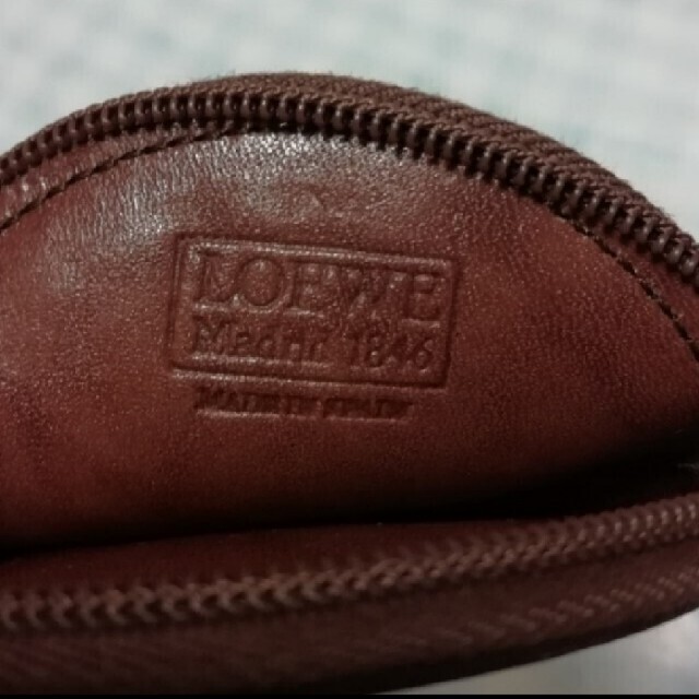 LOEWE(ロエベ)の値下げしました！ コインケース ロエベ メンズのファッション小物(コインケース/小銭入れ)の商品写真