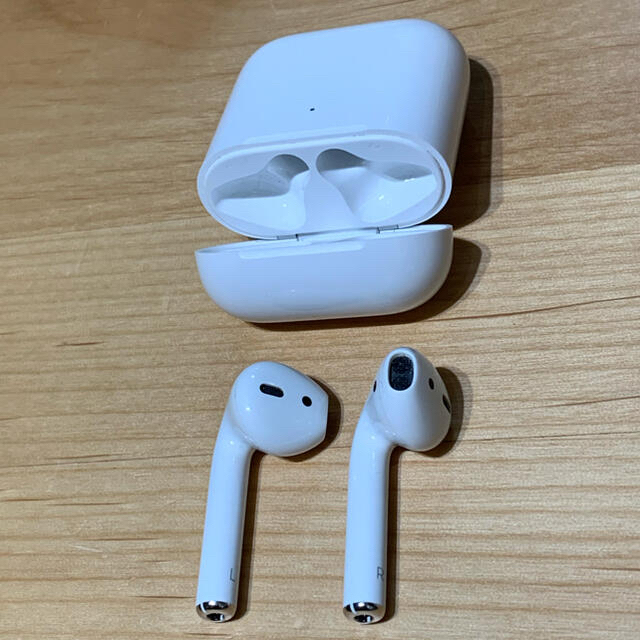 AirPods 第2世代　ワイヤレス充電対応オーディオ機器