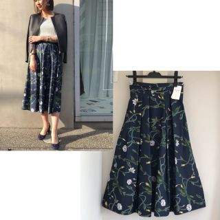 未使用タグ付き BALLSEY フレアスカート TOMORROWLAND