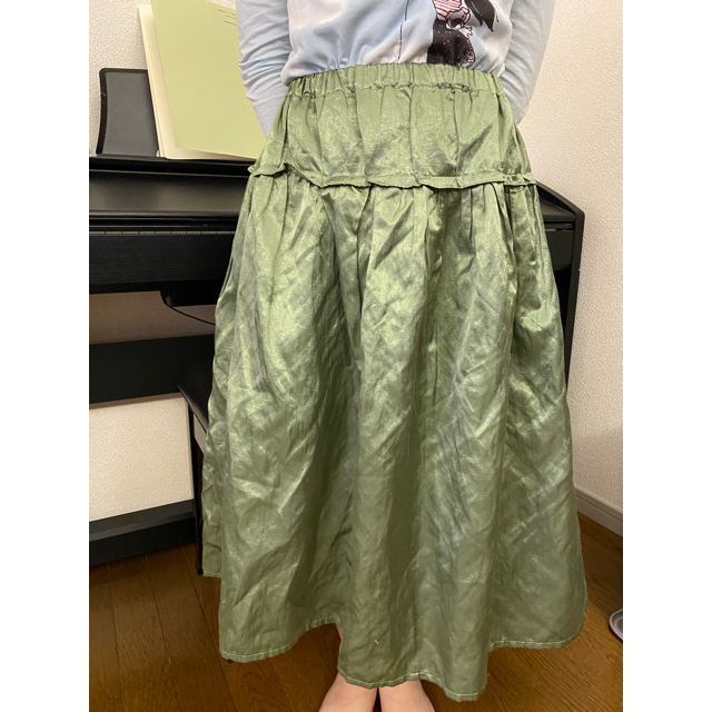 ZARA(ザラ)のザラサテンスカート　152 キッズ/ベビー/マタニティのキッズ服女の子用(90cm~)(スカート)の商品写真