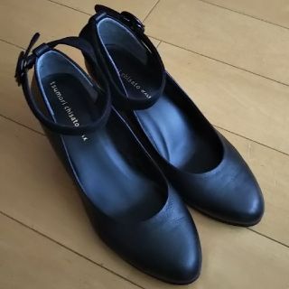 ツモリチサト(TSUMORI CHISATO)のツモリチサト パンプス ブラック 24.5cm ストラップ付(ハイヒール/パンプス)