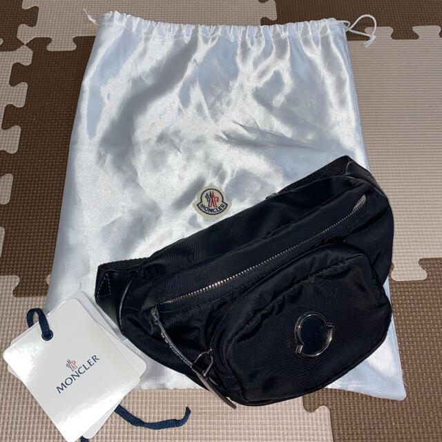 MONCLER ボディバック 日替わり www.skytrac.ca