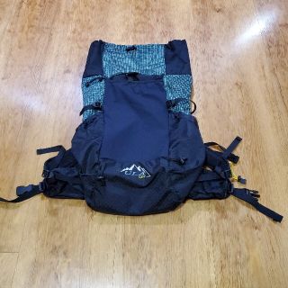 ULA Equipment CDT(登山用品)