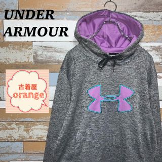 アンダーアーマー(UNDER ARMOUR)のUNDER ARMOUR アンダーアーマー　パーカー　プルオーバー　トップス(パーカー)