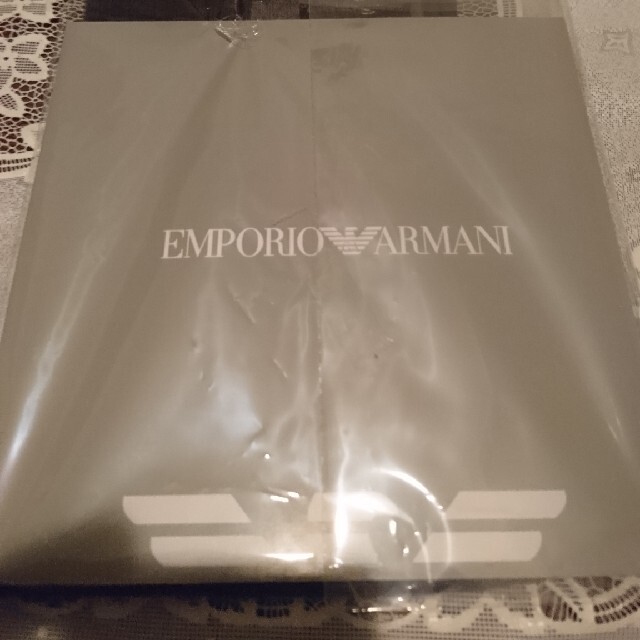 Emporio Armani(エンポリオアルマーニ)の[新品] エンポリオ・アルマーニ  タオルハンカチ メンズのファッション小物(ハンカチ/ポケットチーフ)の商品写真