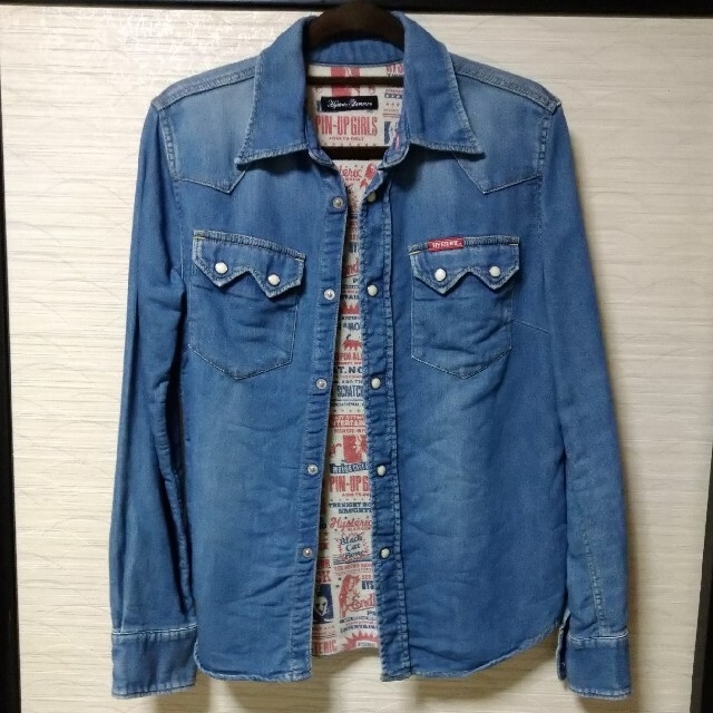 HYSTERIC GLAMOUR(ヒステリックグラマー)のヒステリックグラマー　デニムシャツ レディースのトップス(シャツ/ブラウス(長袖/七分))の商品写真