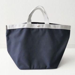 エルベシャプリエ(Herve Chapelier)のトゥモローランド別注725C ネイビー×シルバー×モカ(トートバッグ)