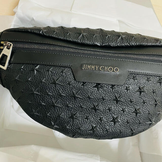 JIMMY CHOO(ジミーチュウ)のJIMMY CHOO エンボスレザー　ボディバッグ メンズのバッグ(ボディーバッグ)の商品写真