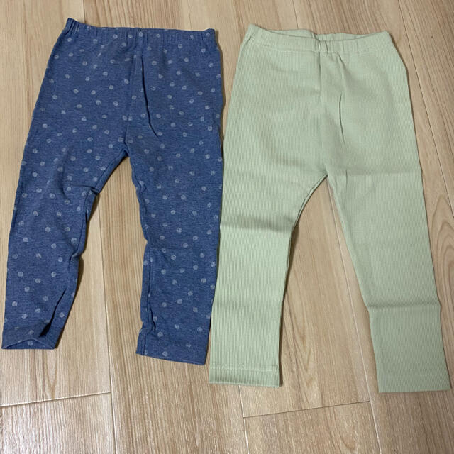 UNIQLO(ユニクロ)のユニクロ　レギンスパンツ90（2点セット） キッズ/ベビー/マタニティのキッズ服女の子用(90cm~)(パンツ/スパッツ)の商品写真