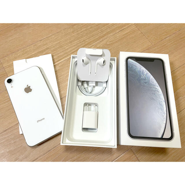 iPhone XR white 64GB simフリー　simロック解除済み