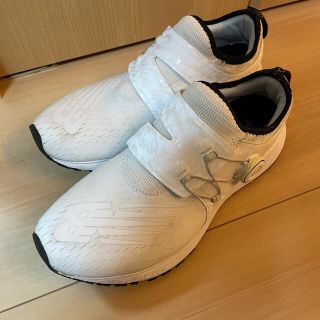 ニューバランス 白 シューズの通販 25点 New Balanceのスポーツ アウトドアを買うならラクマ