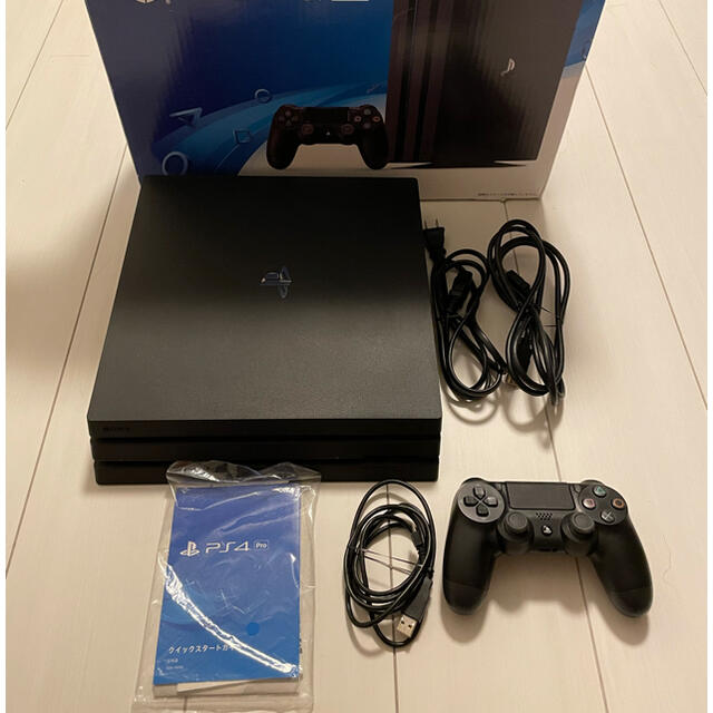 家庭用ゲーム機本体SONY PlayStation4 Pro 本体  CUH-7000BB01