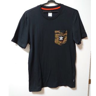 アディダス(adidas)のadidas originals 黒 胸ポケット 半袖Tシャツ(Tシャツ/カットソー(半袖/袖なし))