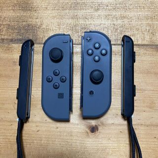 ニンテンドースイッチ(Nintendo Switch)の中古　joy-con グレー　左右セット(その他)