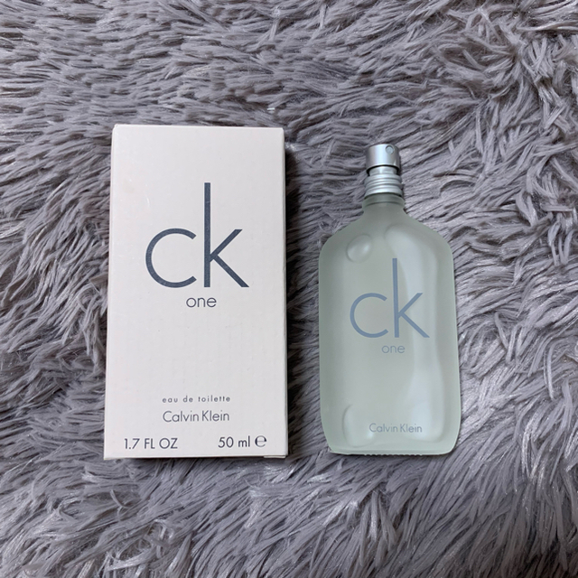 ck Calvin Klein(シーケーカルバンクライン)のCalvin Klein one 50ml コスメ/美容の香水(ユニセックス)の商品写真
