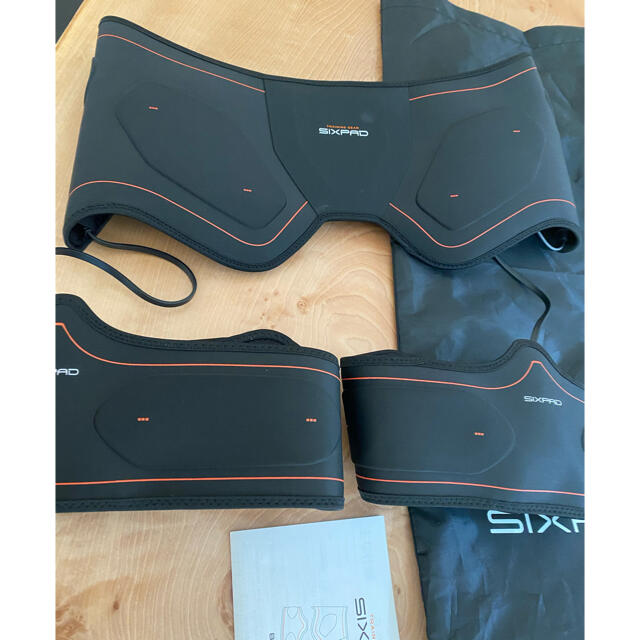 SIXPAD(シックスパッド)のシックスパッド EMS シックスパッド ボトムベルト スポーツ/アウトドアのトレーニング/エクササイズ(トレーニング用品)の商品写真