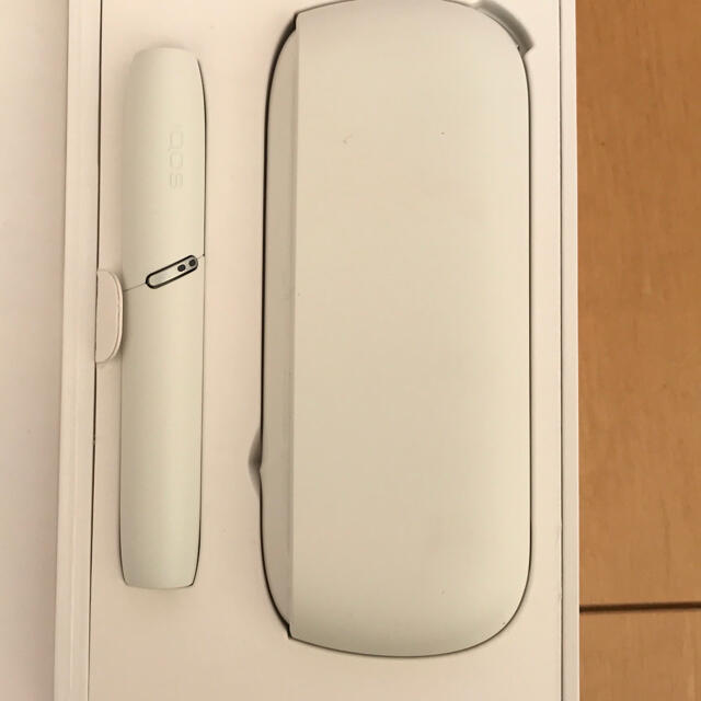 IQOS(アイコス)のiQOS3 duo ホワイト メンズのファッション小物(タバコグッズ)の商品写真