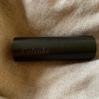 コスメキッチン(Cosme Kitchen)の値下げしました　celvoke セルヴォーク　カムフィースティックブラッシュ03(チーク)