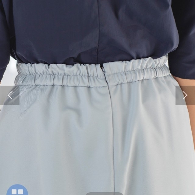 エディストクローゼット グレイッシュブルーメモリースカート レディースのスカート(ひざ丈スカート)の商品写真