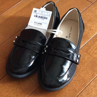 ザラキッズ(ZARA KIDS)のZARA kids 女の子 エナメル ローファー  黒 18cm(フォーマルシューズ)