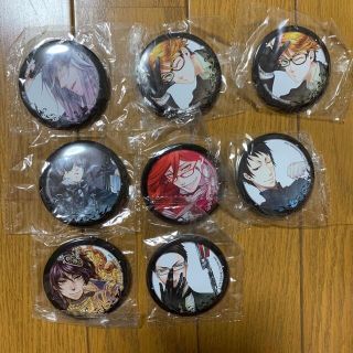 黒執事　缶バッチ　全てセット　シエル　グレル　葬儀屋(バッジ/ピンバッジ)