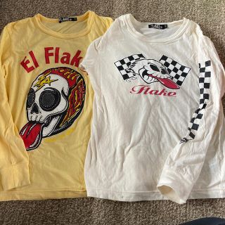 フレイク(FLAKE)のロンティー(Tシャツ/カットソー)