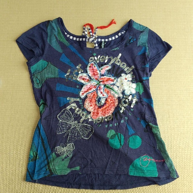 DESIGUAL(デシグアル)のDesigual半袖カットソー レディースのトップス(カットソー(半袖/袖なし))の商品写真