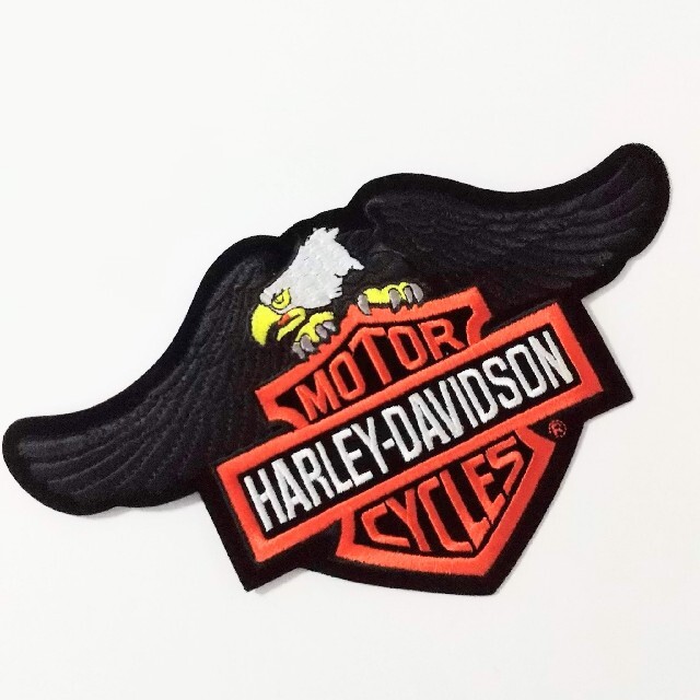 Harley Davidson(ハーレーダビッドソン)のハーレーダビッドソン 純正品 アイロンワッペン 刺繍 イーグル  ブラック 自動車/バイクのバイク(装備/装具)の商品写真
