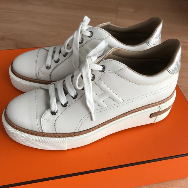 素晴らしい外見 Hermes - エルメス スニーカー 37 スニーカー - www