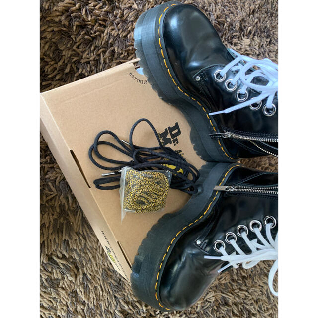 Dr.Martens(ドクターマーチン)のお値引き中Dr.martens 厚底 レディースの靴/シューズ(ブーツ)の商品写真