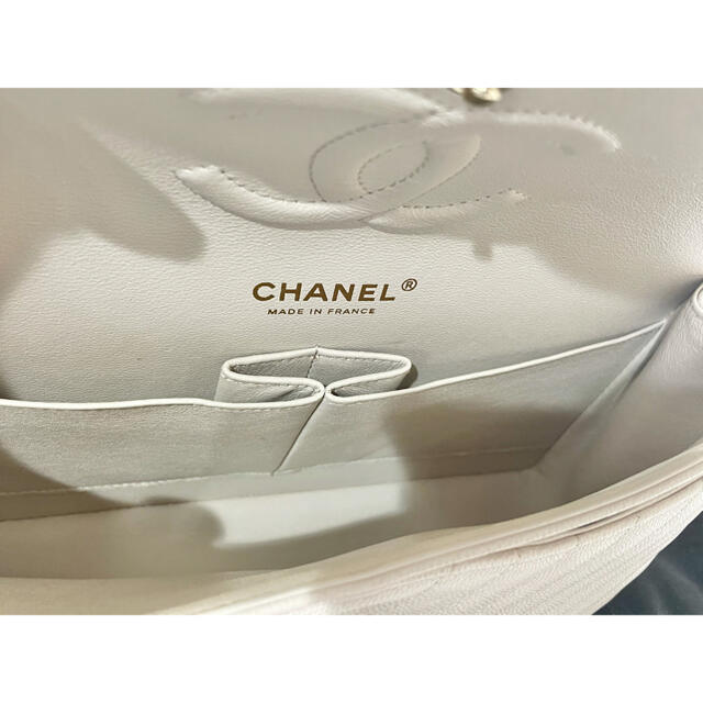 CHANEL(シャネル)の①9999様専用シャネル シェブロン キャビアスキン チェーンショルダーバッグ レディースのバッグ(ショルダーバッグ)の商品写真