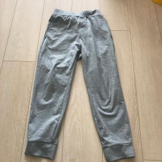 ユニクロ(UNIQLO)のユニクロ　キッズ　ボトムス　ズボン　130(パンツ/スパッツ)