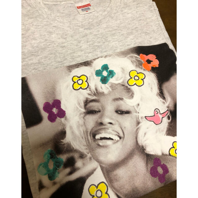 supreme naomi tee