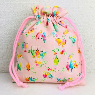 小鳥の巾着袋　ハンドメイド  ピンク　裏地付き　いんこ　給食袋(外出用品)