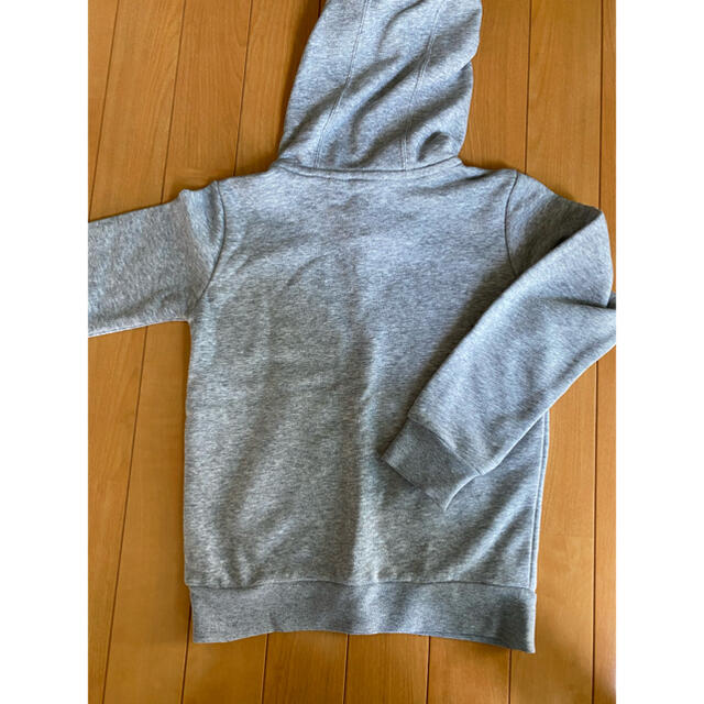 adidas(アディダス)のadidasキッズパーカー120 キッズ/ベビー/マタニティのキッズ服男の子用(90cm~)(ジャケット/上着)の商品写真