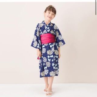 プティマイン(petit main)の新品♡petit main♡130㎝♡あじさい柄浴衣(甚平/浴衣)