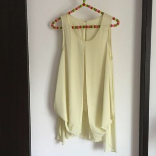 ムルーア(MURUA)の美品♥MURUA エアリードレープノースリーTOPS(Tシャツ(半袖/袖なし))