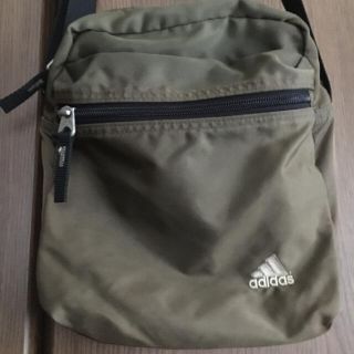 アディダス(adidas)のたみゆ様専用　adidas ショルダーバッグ(ショルダーバッグ)