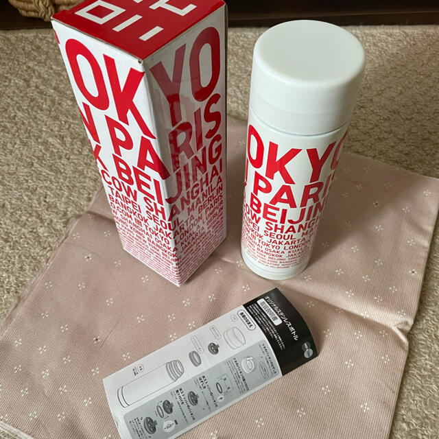 UNIQLO(ユニクロ)のUNIQLO 限定　水筒　ステンレスボトル　タンブラー キッズ/ベビー/マタニティの授乳/お食事用品(水筒)の商品写真