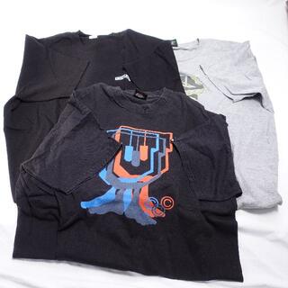 アンディフィーテッド(UNDEFEATED)の■UNDEFEATED　Tシャツ　グレー　黒　メンズ　L　3点セット(Tシャツ/カットソー(半袖/袖なし))