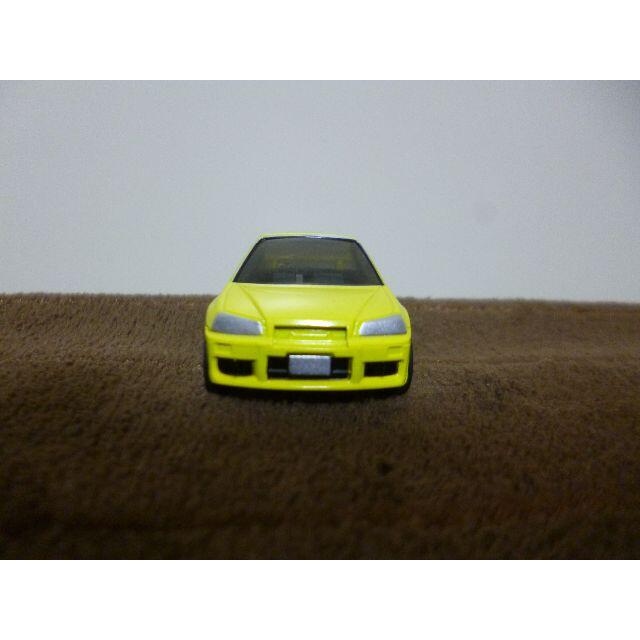 チョロQ HG(NO,３７ スカイラインＧＴ－Ｒ　R３４２５GTターボ・イエロー エンタメ/ホビーのおもちゃ/ぬいぐるみ(ミニカー)の商品写真