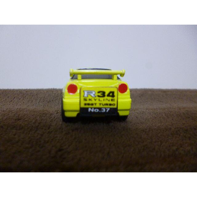 チョロQ HG(NO,３７ スカイラインＧＴ－Ｒ　R３４２５GTターボ・イエロー エンタメ/ホビーのおもちゃ/ぬいぐるみ(ミニカー)の商品写真