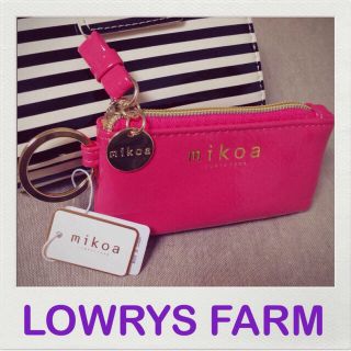 ローリーズファーム(LOWRYS FARM)のLOWRYS FARM♡コインケース(ポーチ)