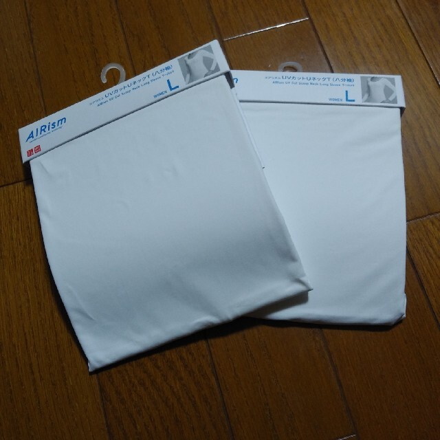 UNIQLO(ユニクロ)のユニクロ　エアリズム　UVカット　UネックT　八分袖　白　L　2枚セット レディースの下着/アンダーウェア(アンダーシャツ/防寒インナー)の商品写真