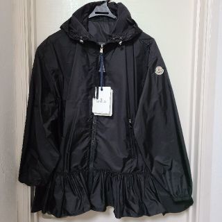 滝沢眞規子さん着用　MONCLER　TBILISSI　size2　ブラック