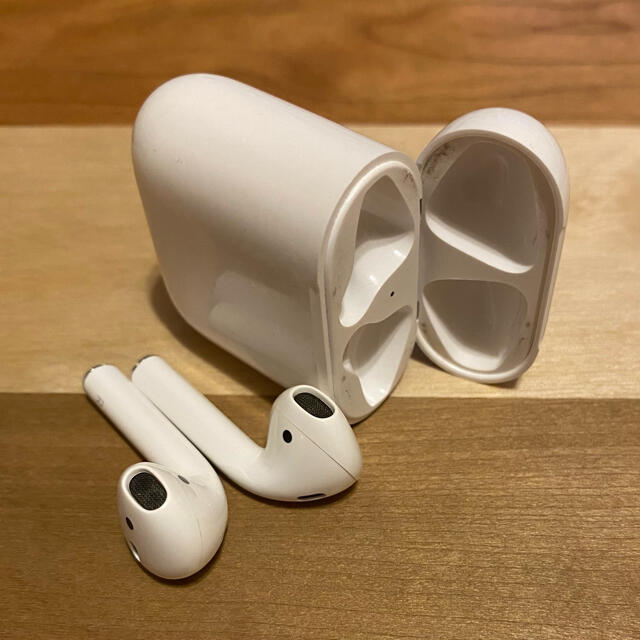 Apple AirPods 第一世代