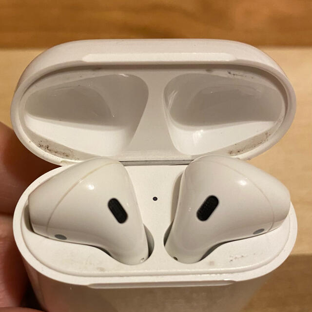 Apple AirPods 第一世代 1